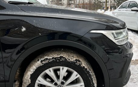 Volkswagen Tiguan II, 2021 год, 2 430 000 рублей, 13 фотография