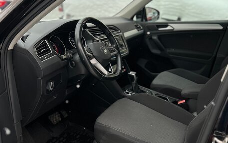 Volkswagen Tiguan II, 2021 год, 2 430 000 рублей, 14 фотография