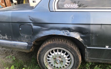 BMW 3 серия, 1985 год, 165 000 рублей, 10 фотография