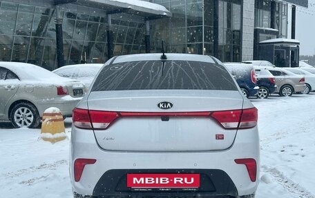 KIA Rio IV, 2018 год, 955 000 рублей, 5 фотография