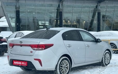 KIA Rio IV, 2018 год, 955 000 рублей, 6 фотография