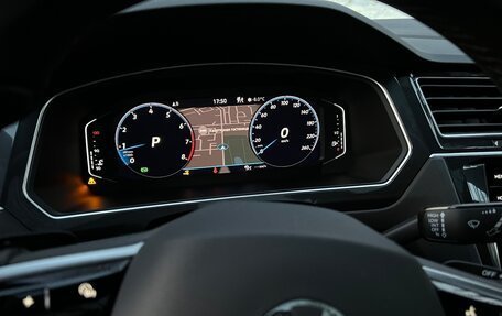 Volkswagen Tiguan II, 2021 год, 4 200 000 рублей, 10 фотография