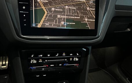 Volkswagen Tiguan II, 2021 год, 4 200 000 рублей, 11 фотография