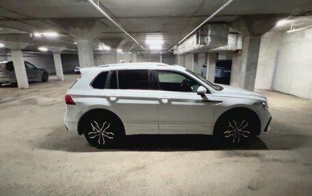 Volkswagen Tiguan II, 2021 год, 4 200 000 рублей, 23 фотография