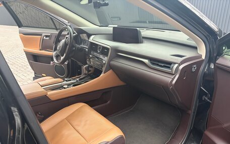 Lexus RX IV рестайлинг, 2019 год, 4 150 000 рублей, 9 фотография