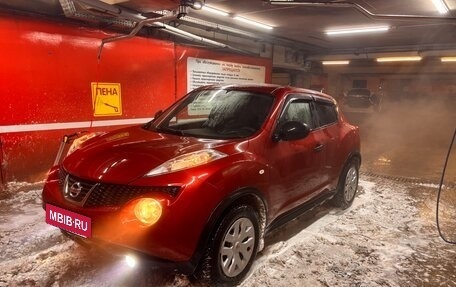 Nissan Juke II, 2013 год, 900 000 рублей, 18 фотография