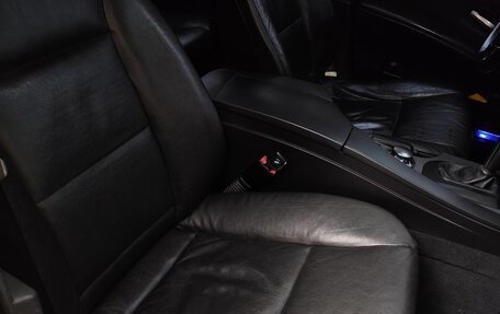 BMW 5 серия, 2004 год, 845 000 рублей, 18 фотография