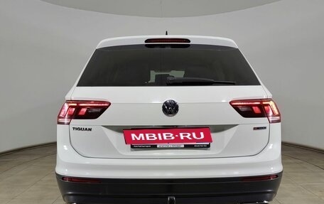 Volkswagen Tiguan II, 2021 год, 2 250 000 рублей, 6 фотография