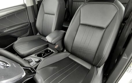 Volkswagen Tiguan II, 2021 год, 2 250 000 рублей, 29 фотография