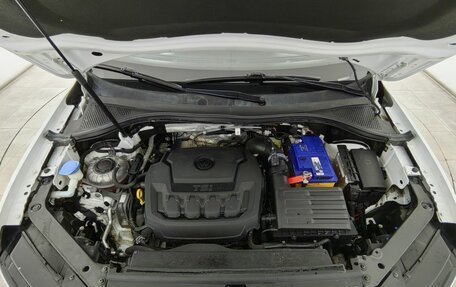 Volkswagen Tiguan II, 2021 год, 2 250 000 рублей, 39 фотография