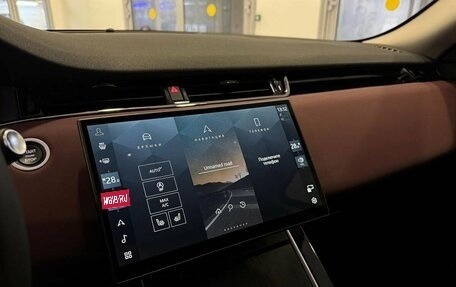 Land Rover Range Rover Evoque II, 2025 год, 6 300 000 рублей, 17 фотография