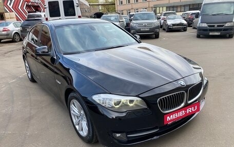 BMW 5 серия, 2011 год, 1 520 000 рублей, 2 фотография