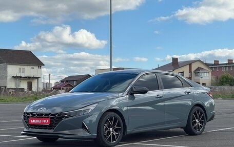 Hyundai Elantra, 2021 год, 2 600 000 рублей, 1 фотография