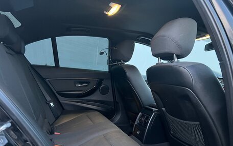 BMW 3 серия, 2015 год, 2 250 000 рублей, 19 фотография