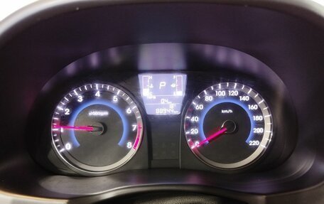 Hyundai Solaris II рестайлинг, 2015 год, 1 350 000 рублей, 13 фотография