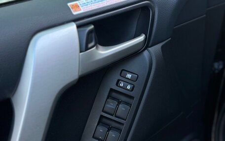 Toyota Land Cruiser Prado 150 рестайлинг 2, 2020 год, 13 фотография