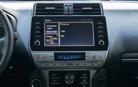 Toyota Land Cruiser Prado 150 рестайлинг 2, 2020 год, 22 фотография