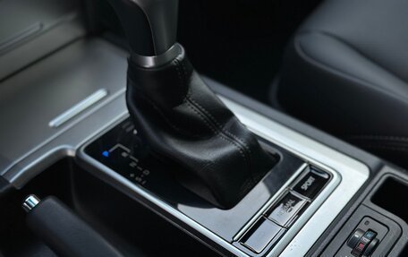 Toyota Land Cruiser Prado 150 рестайлинг 2, 2020 год, 17 фотография