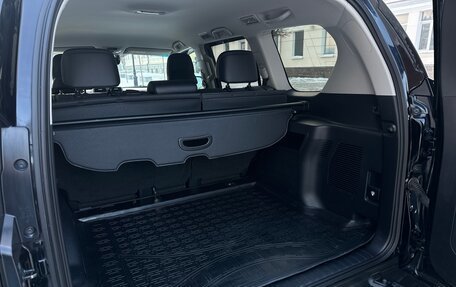 Toyota Land Cruiser Prado 150 рестайлинг 2, 2020 год, 25 фотография