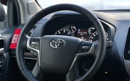 Toyota Land Cruiser Prado 150 рестайлинг 2, 2020 год, 24 фотография