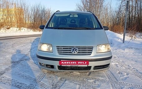 Volkswagen Sharan I рестайлинг, 2002 год, 315 000 рублей, 2 фотография
