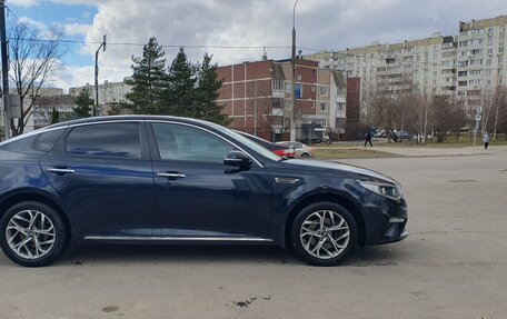 KIA Optima IV, 2018 год, 1 550 000 рублей, 25 фотография