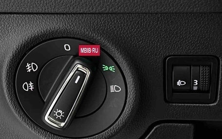 Skoda Karoq I, 2023 год, 2 365 000 рублей, 16 фотография