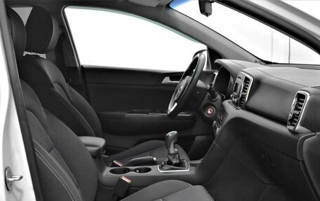 KIA Sportage IV рестайлинг, 2018 год, 1 855 000 рублей, 12 фотография