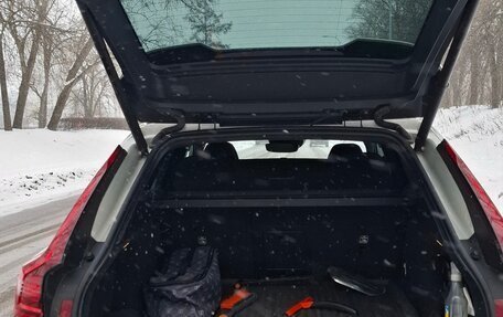 Volvo V90 Cross Country I рестайлинг, 2020 год, 3 750 000 рублей, 5 фотография