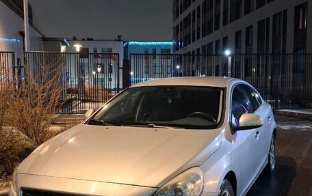 Volvo S60 III, 2010 год, 850 000 рублей, 2 фотография