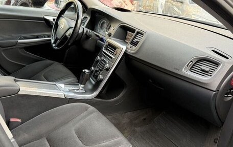 Volvo S60 III, 2010 год, 850 000 рублей, 10 фотография