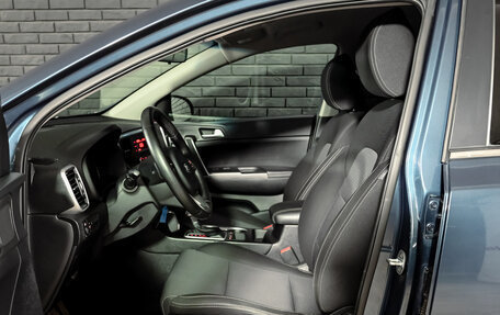 KIA Sportage IV рестайлинг, 2019 год, 2 600 000 рублей, 10 фотография