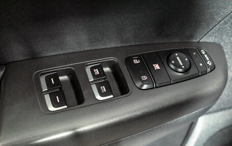 KIA Sportage IV рестайлинг, 2019 год, 2 600 000 рублей, 13 фотография