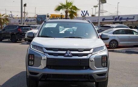 Mitsubishi ASX I рестайлинг, 2025 год, 3 000 000 рублей, 2 фотография