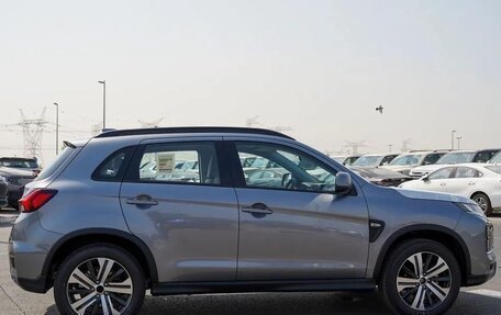 Mitsubishi ASX I рестайлинг, 2025 год, 3 000 000 рублей, 4 фотография