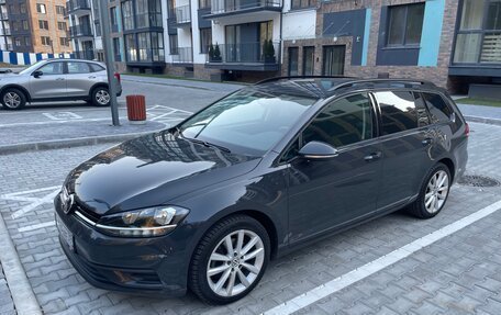 Volkswagen Golf VII, 2019 год, 1 499 990 рублей, 2 фотография