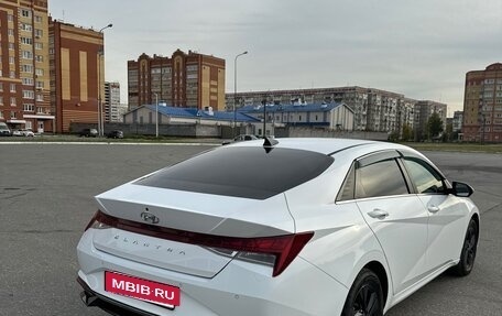 Hyundai Elantra, 2021 год, 2 150 000 рублей, 4 фотография