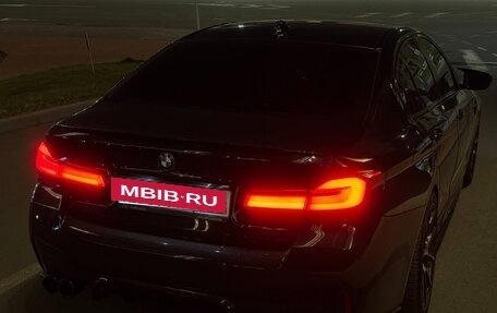 BMW 5 серия, 2017 год, 2 549 990 рублей, 11 фотография
