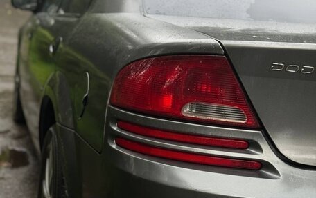 Dodge Stratus II, 2004 год, 400 000 рублей, 3 фотография