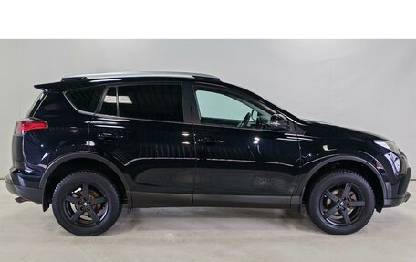 Toyota RAV4, 2017 год, 2 375 000 рублей, 4 фотография