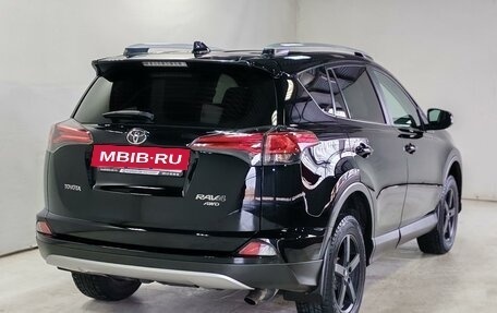 Toyota RAV4, 2017 год, 2 375 000 рублей, 5 фотография