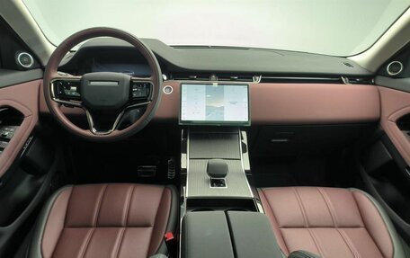Land Rover Range Rover Evoque II, 2025 год, 6 780 000 рублей, 10 фотография
