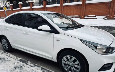 Hyundai Solaris II рестайлинг, 2019 год, 930 000 рублей, 6 фотография