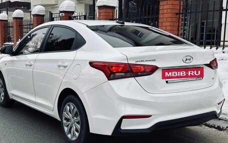 Hyundai Solaris II рестайлинг, 2019 год, 930 000 рублей, 3 фотография