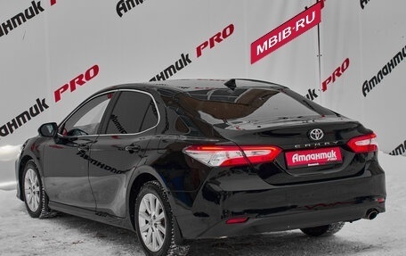 Toyota Camry, 2018 год, 2 750 000 рублей, 8 фотография
