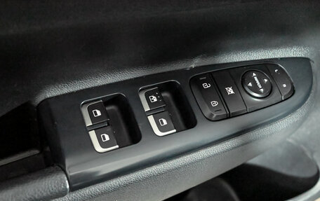 KIA Rio IV, 2021 год, 1 615 000 рублей, 12 фотография