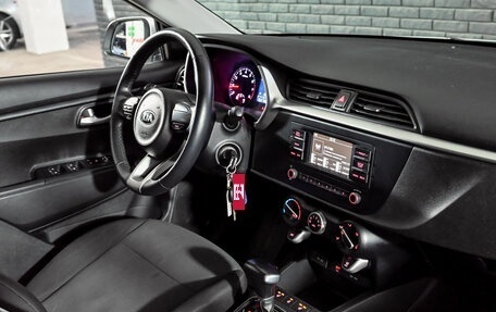 KIA Rio IV, 2021 год, 1 615 000 рублей, 14 фотография