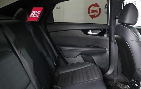 KIA K3, 2024 год, 2 340 000 рублей, 19 фотография