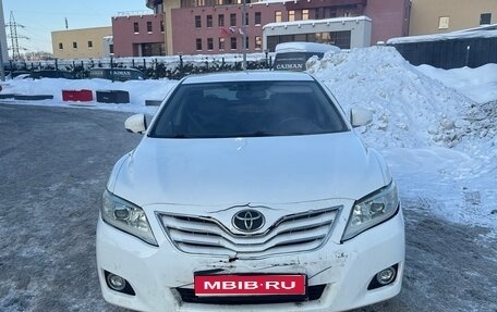 Toyota Camry, 2011 год, 951 000 рублей, 1 фотография