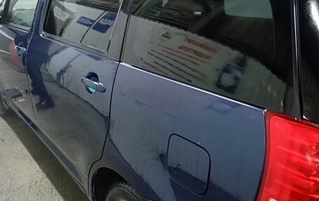 Toyota Wish II, 2004 год, 800 000 рублей, 3 фотография